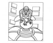 Coloriage spiderman sur le toit d'un édifice