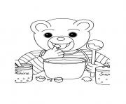 Coloriage Petit Ours Brun cuisine un gateau