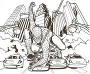 Coloriage spider man au centre ville sur des voitures