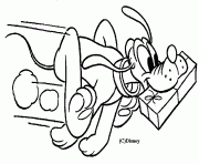 Coloriage pluto transporte colis disney