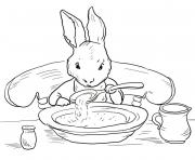 Coloriage pierre lapin mange une soupe pour reprendre des forces