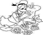 Coloriage donald duck de disney vide son bas de noel rempli de cadeaux